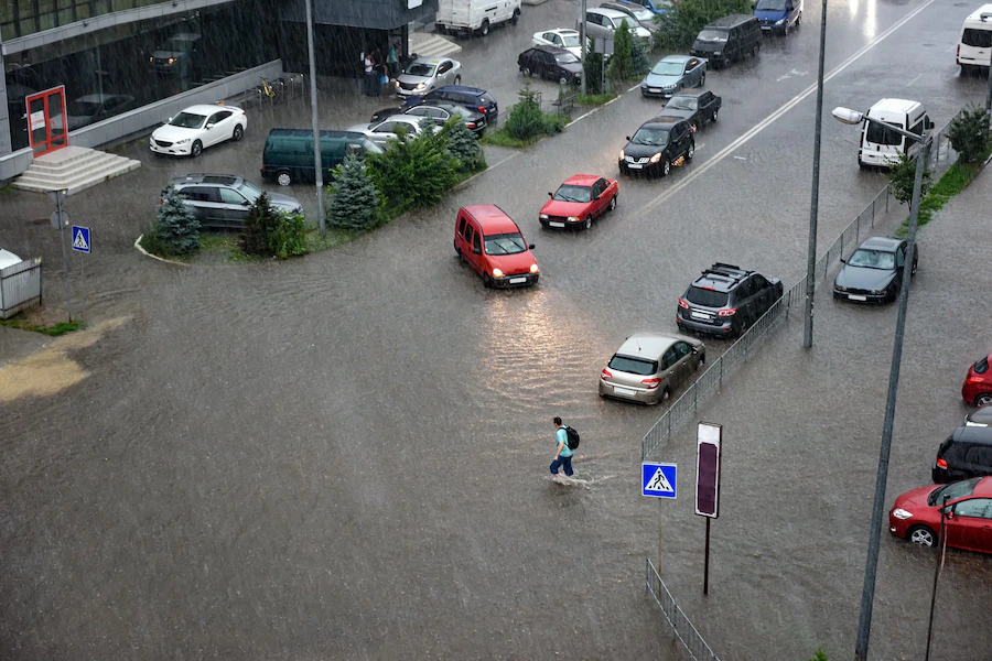 5 Cara Mengantisipasi Dampak Banjir Terhadap Bisnis