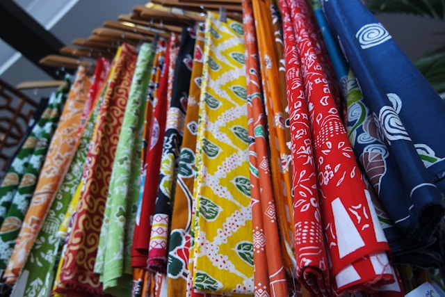 7 Tips Memulai Bisnis Batik, Warisan Budaya Lokal